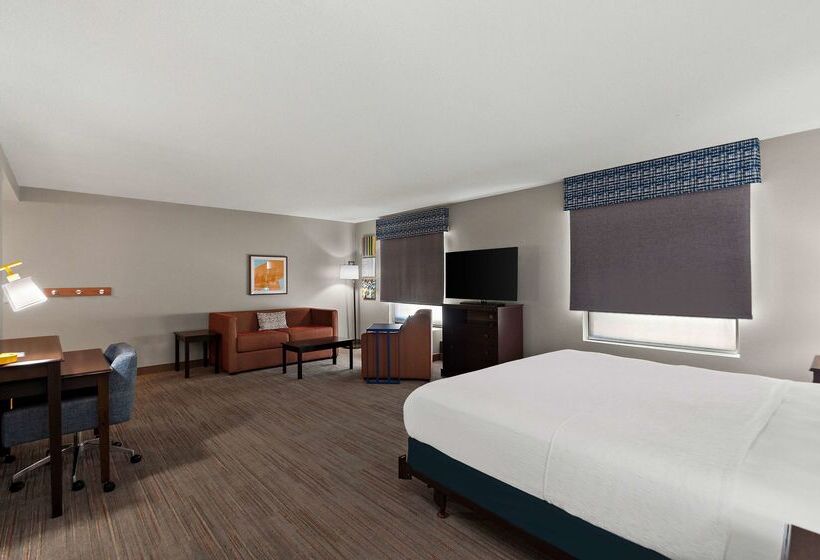 Отель Hampton Inn & Suites Fort Belvoir Alexandria South