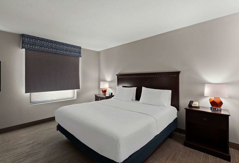 Отель Hampton Inn & Suites Fort Belvoir Alexandria South