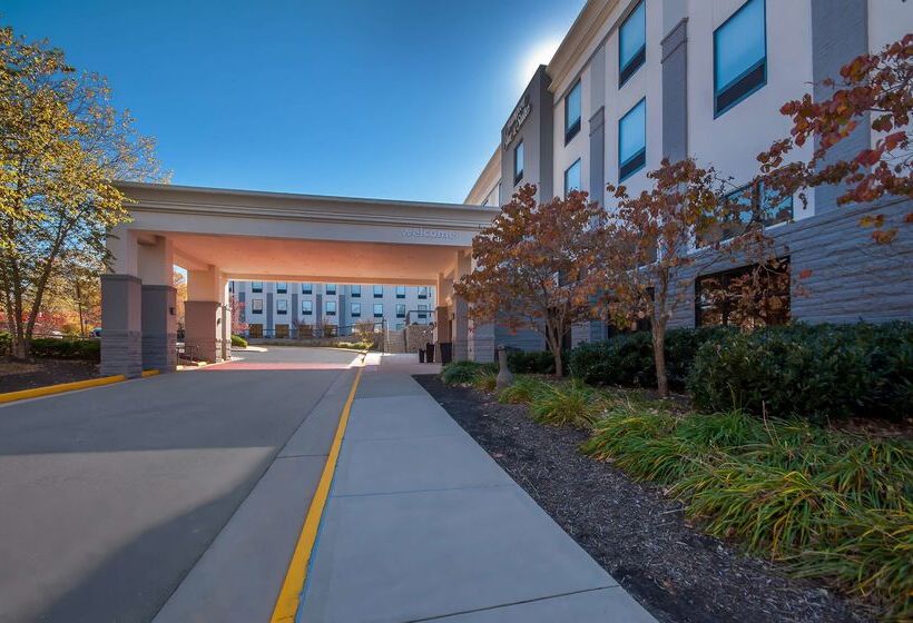 Отель Hampton Inn & Suites Fort Belvoir Alexandria South
