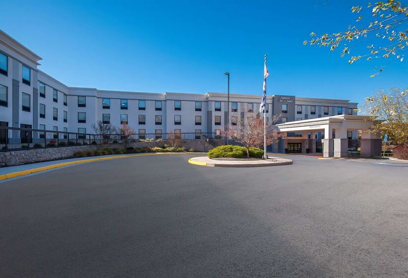 هتل Hampton Inn & Suites Fort Belvoir Alexandria South