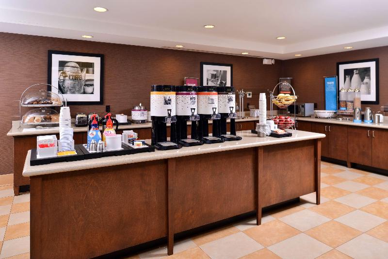 Отель Hampton Inn & Suites Fort Belvoir Alexandria South