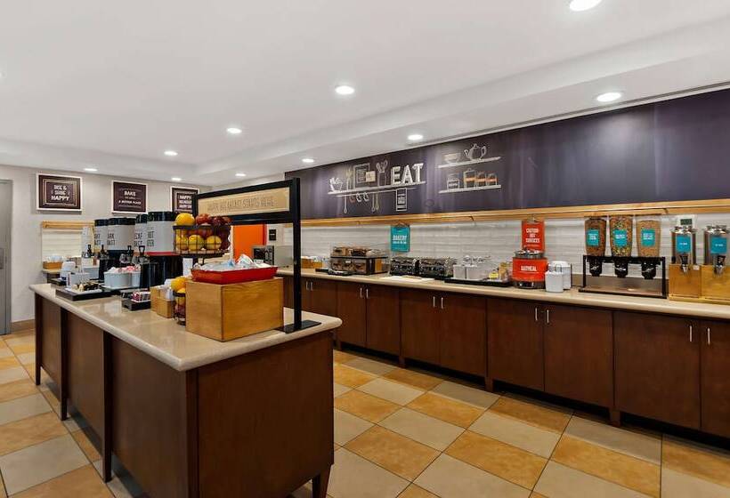 Отель Hampton Inn & Suites Fort Belvoir Alexandria South