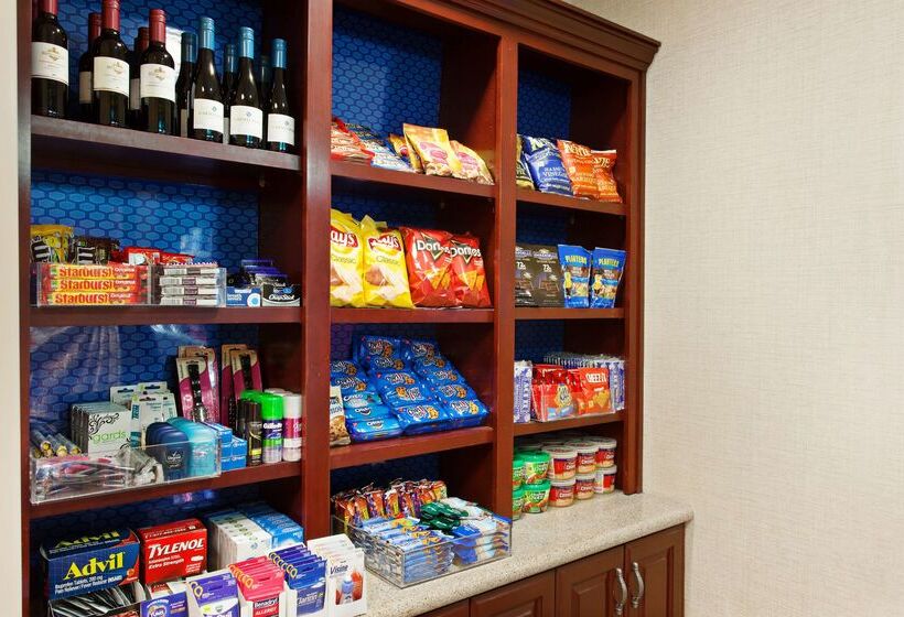 בית מלון כפרי Hampton Inn & Suites Oakland Airport  Alameda