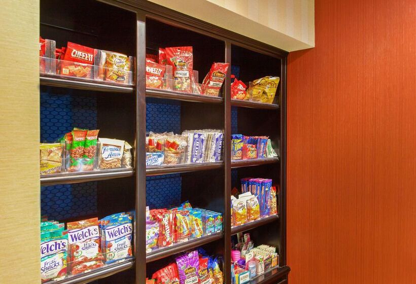 호텔 Hampton Inn & Suites Roseville