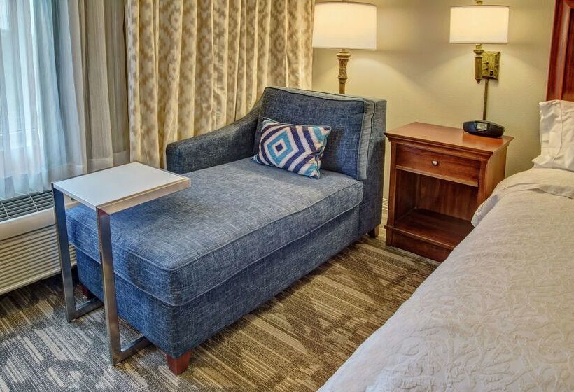 فندق Hampton Inn & Suites Stuartnorth