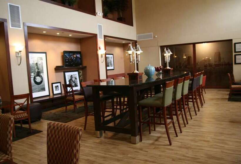 ホテル Hampton Inn & Suites Wilder