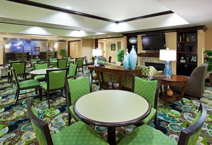 בית מלון כפרי Holiday Inn Express   Columbus   Dublin, An Ihg