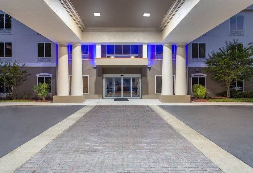 فندق Holiday Inn Express Silver Springs   Ocala, An Ihg