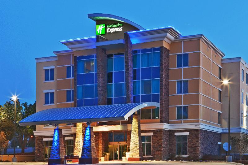 فندق Holiday Inn Express & Suites North Dallas At Preston, An Ihg
