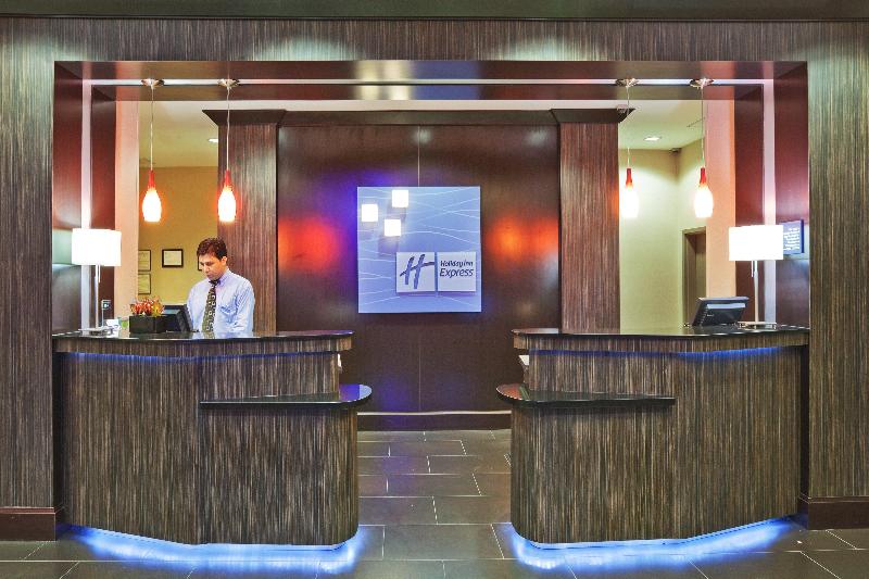 فندق Holiday Inn Express & Suites North Dallas At Preston, An Ihg