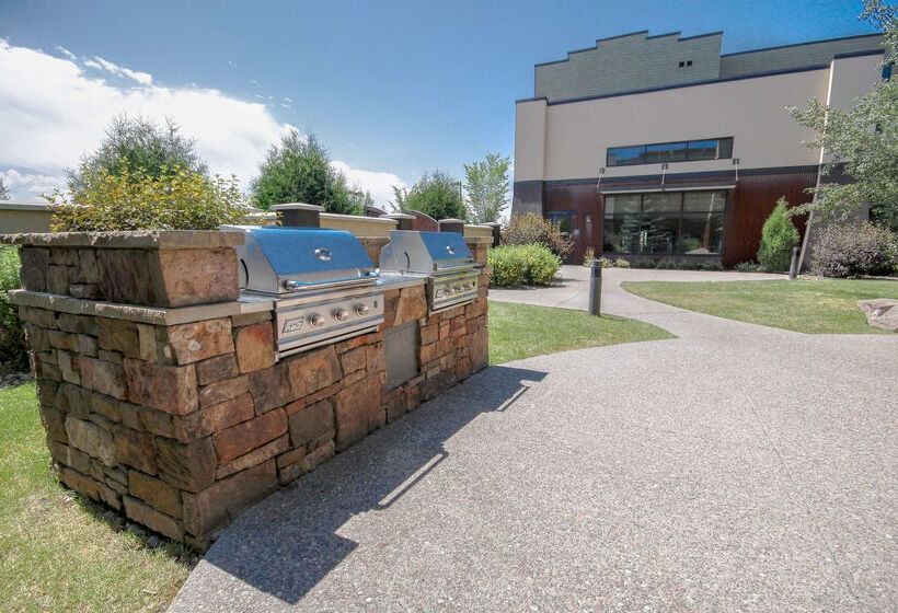 هتل Homewood Suites By Hilton Bozeman