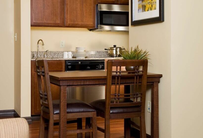 هتل Homewood Suites By Hilton Bozeman