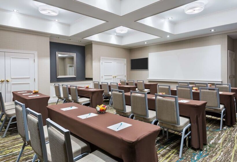 酒店 Homewood Suites By Hilton Holyoke Springfield/north