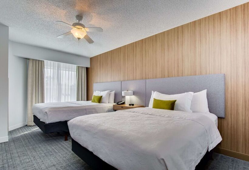 酒店 Homewood Suites By Hilton Louisvilleeast