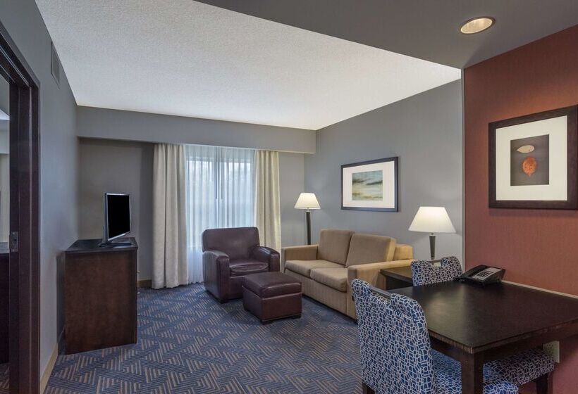酒店 Homewood Suites By Hilton Louisvilleeast