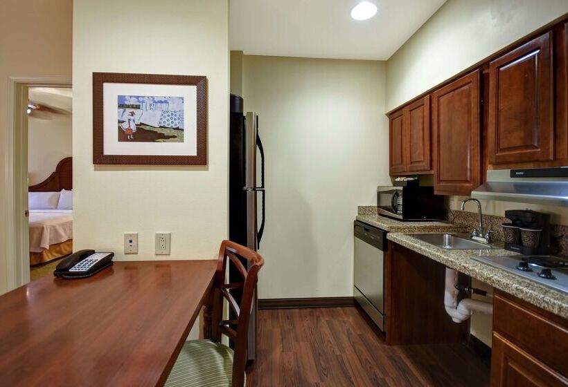 فندق Homewood Suites By Hilton Charleston Airport