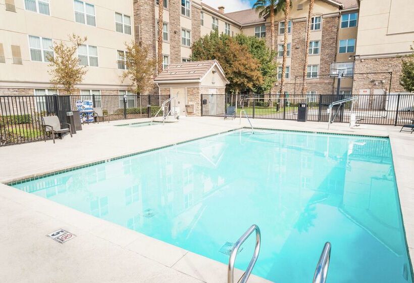 فندق Homewood Suites By Hilton Ontario Rancho Cucamonga