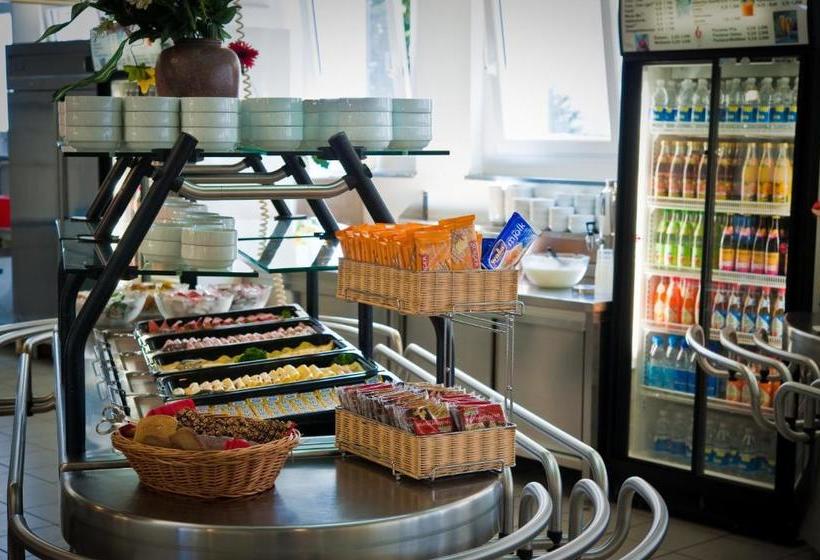 酒店 Haus International Hostel