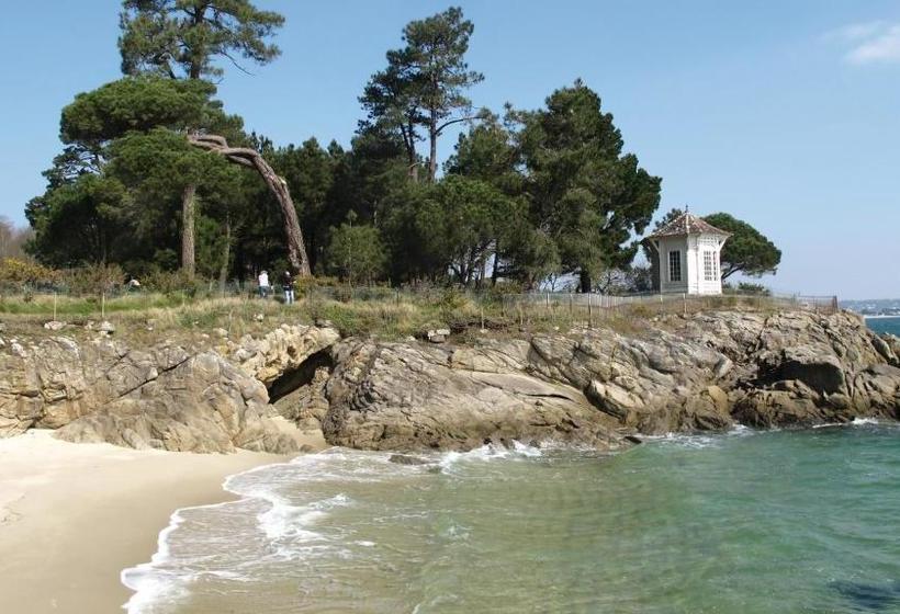 فندق Hôtel L'orée Du Bois