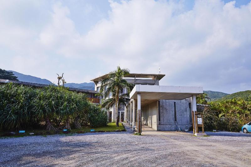 Iriomotejima Jungle Hotel Painumaya