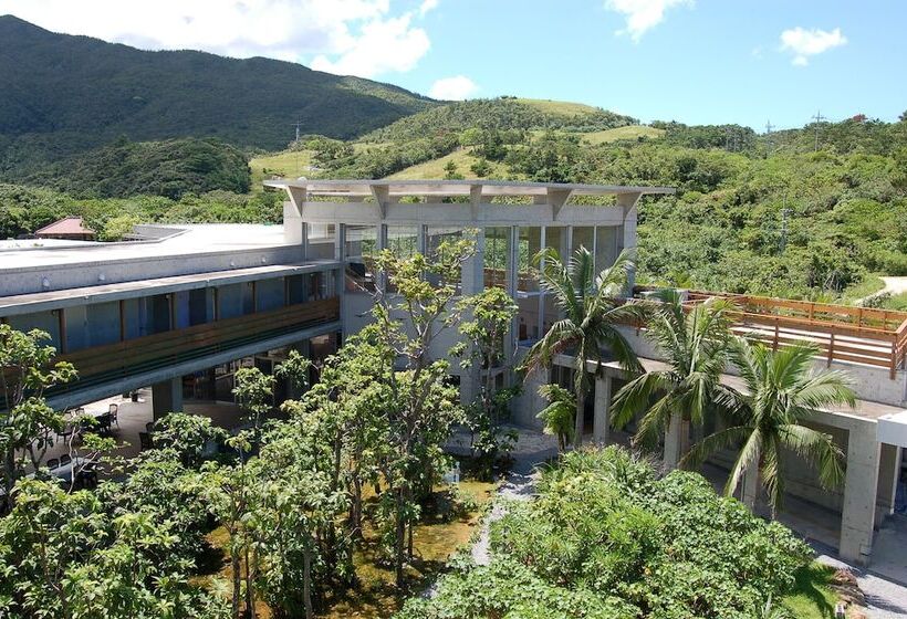 Iriomotejima Jungle Hotel Painumaya