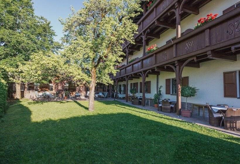 فندق Krone Tirol