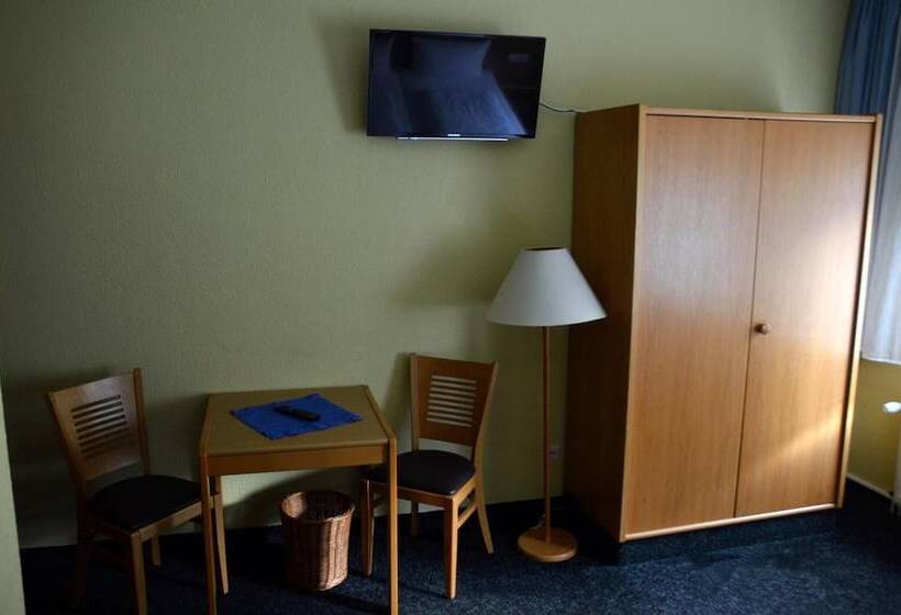 فندق Landgasthof Schwabhausen