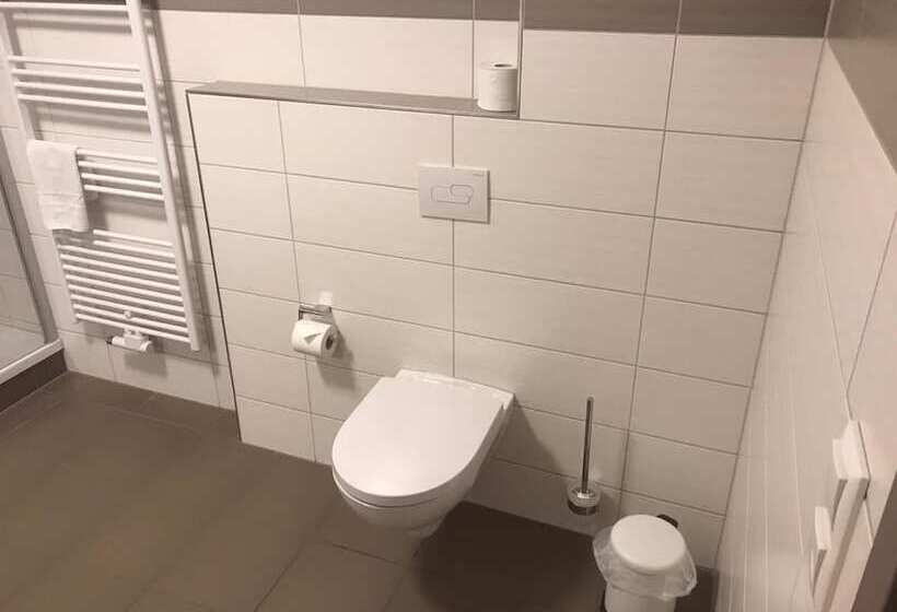 فندق Landgasthof Schwabhausen