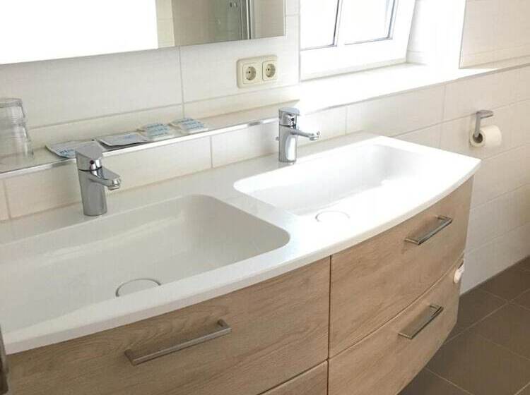 فندق Landgasthof Schwabhausen