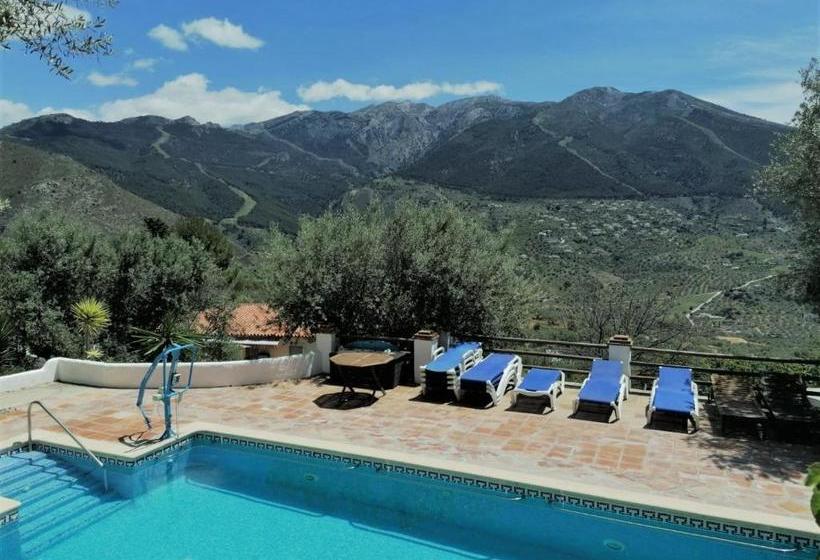 فندق Las Piedras