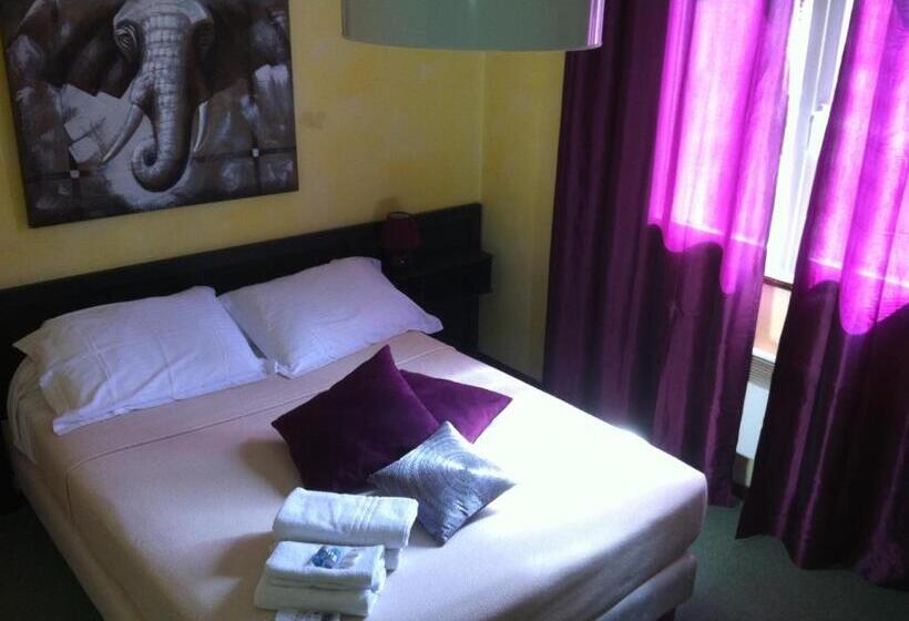 Отель L'Eau Des Collines