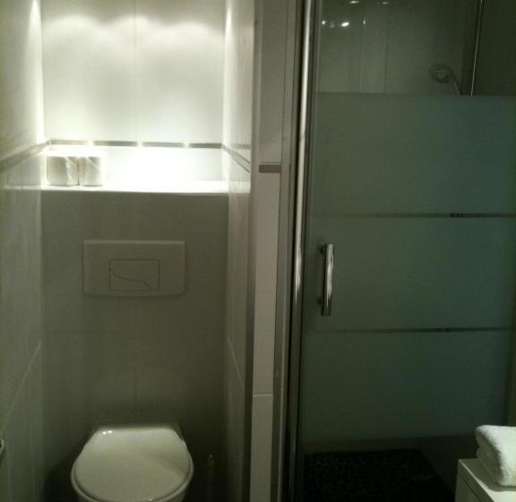 Отель L'Eau Des Collines