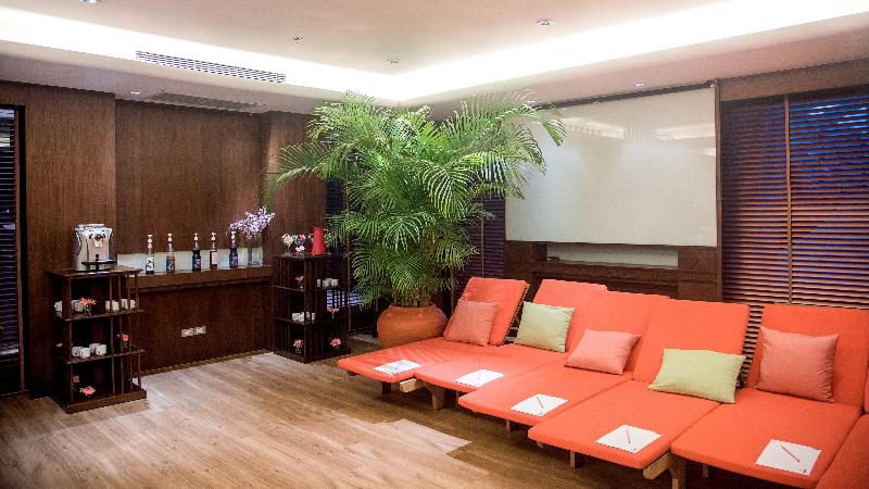 Hotel Loligo Resort Hua Hin + A Fresh Twist By Let S Sea