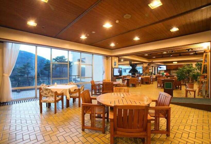 فندق Madarao Kogen