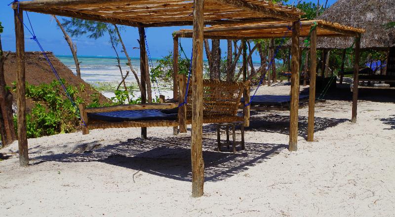 בית מלון כפרי Mbuyuni Beach Village