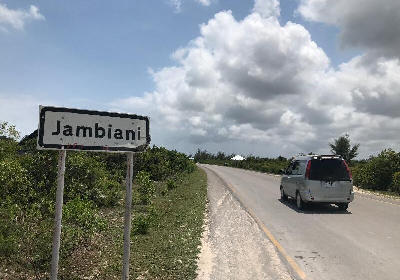 בית מלון כפרי Mbuyuni Beach Village