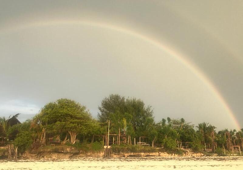 בית מלון כפרי Mbuyuni Beach Village