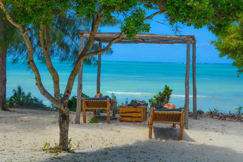 בית מלון כפרי Mbuyuni Beach Village