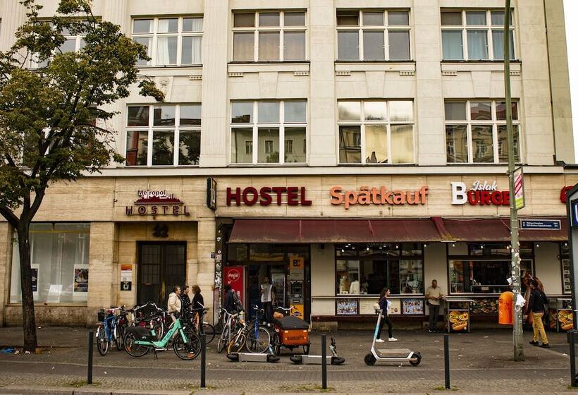 هتل Metropol Hostel Berlin