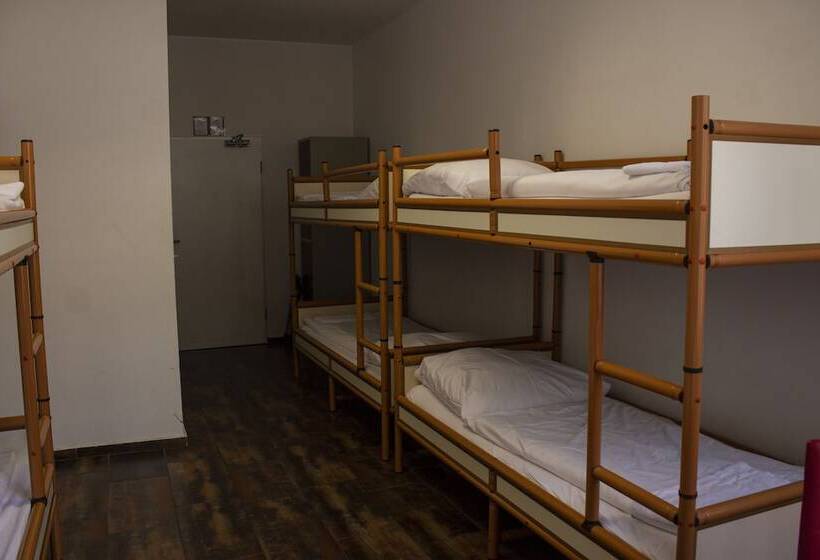 هتل Metropol Hostel Berlin