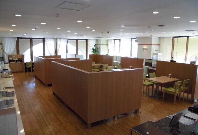 فندق Narita Ucity