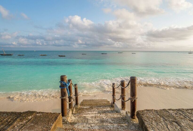 Отель Nungwi Beach Resort By Turaco