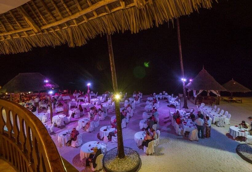 Отель Nungwi Beach Resort By Turaco