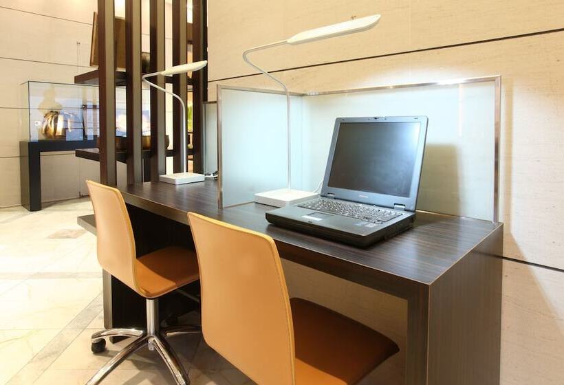 فندق Okayama Koraku