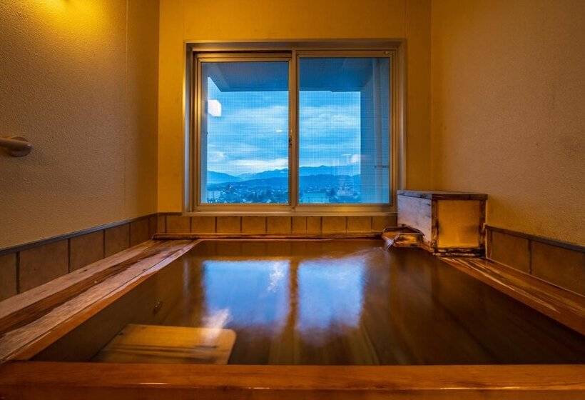 Onsen Hotel Omoto