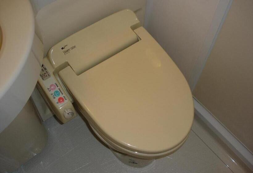 Отель Osaka Garden Palace