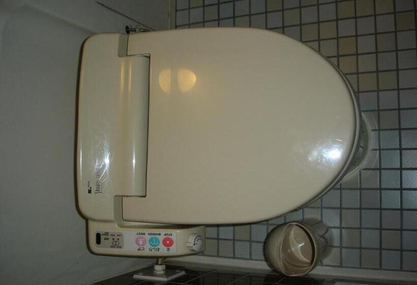 Отель Osaka Garden Palace