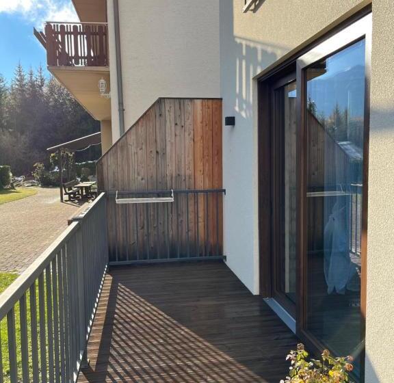 酒店 Pension & Apartments Waldkrieber