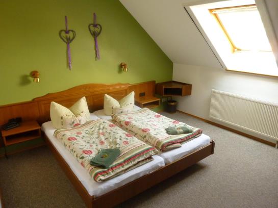 ホテル Pension Grünes Herz