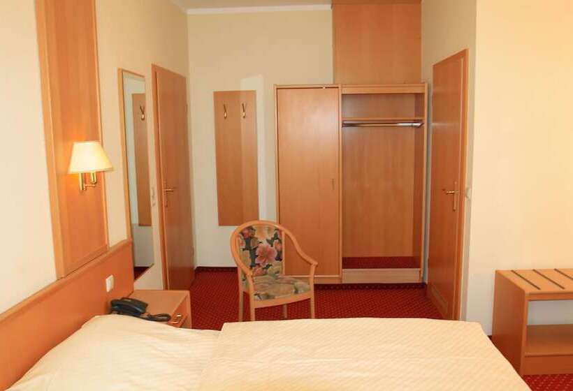 فندق Pension Kaden